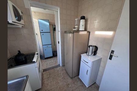 Cozinha de apartamento para alugar com 1 quarto, 43m² em Santana, Porto Alegre