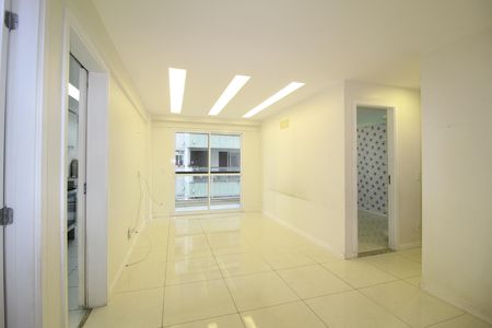 Sala de apartamento à venda com 2 quartos, 65m² em Freguesia (jacarepaguá), Rio de Janeiro