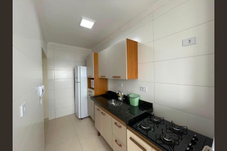 Banheiro de apartamento para alugar com 2 quartos, 53m² em Vila Caiçara, Praia Grande