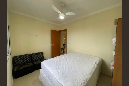 Quarto de apartamento para alugar com 2 quartos, 53m² em Vila Caiçara, Praia Grande