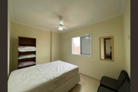 Quarto de apartamento para alugar com 2 quartos, 53m² em Vila Caiçara, Praia Grande