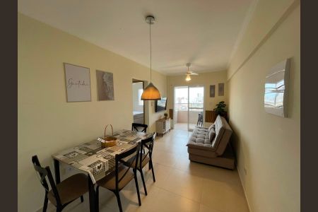 Sala de apartamento para alugar com 2 quartos, 53m² em Vila Caiçara, Praia Grande