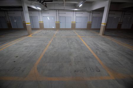 Apartamento para alugar com 86m², 2 quartos e 2 vagasÁREA COMUM - ESTACIONAMENTO