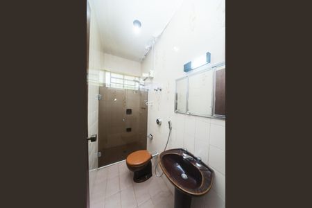 Casa de condomínio à venda com 249m², 3 quartos e 3 vagas Casa de condomínio à venda com 249m², 3 quartos e 3 vagasBanheiro suite