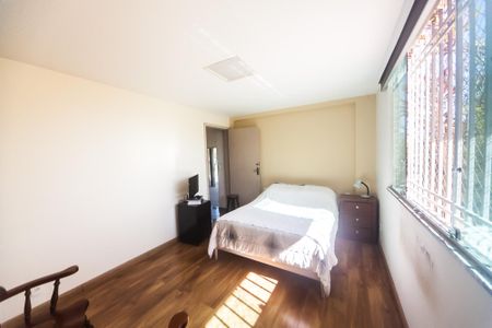 Casa de condomínio à venda com 249m², 3 quartos e 3 vagas Casa de condomínio à venda com 249m², 3 quartos e 3 vagasquarto casa 2