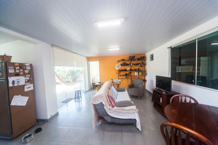 Casa de condomínio à venda com 249m², 3 quartos e 3 vagas Casa de condomínio à venda com 249m², 3 quartos e 3 vagassala casa 2