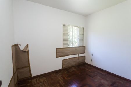 Casa de condomínio à venda com 249m², 3 quartos e 3 vagas Casa de condomínio à venda com 249m², 3 quartos e 3 vagasquarto 2