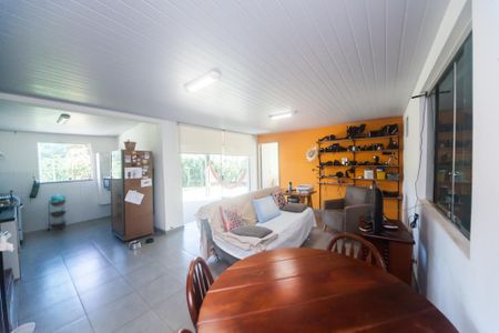 Casa de condomínio à venda com 249m², 3 quartos e 3 vagas Casa de condomínio à venda com 249m², 3 quartos e 3 vagassala casa 2