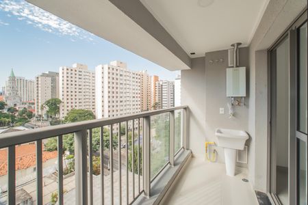 Studio para alugar com 30m², 1 quarto e sem vaga Studio para alugar com 30m², 1 quarto e sem vagaVaranda