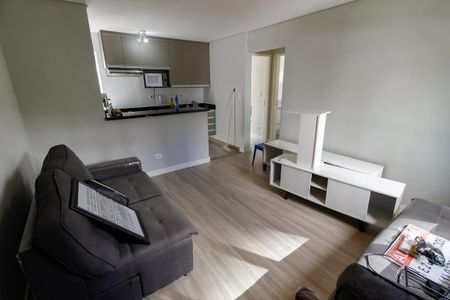 Sala de apartamento para alugar com 2 quartos, 50m² em Real Parque, São Paulo