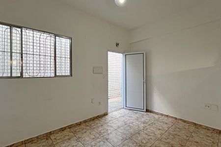 Sala de casa para alugar com 2 quartos, 70m² em Macuco, Santos