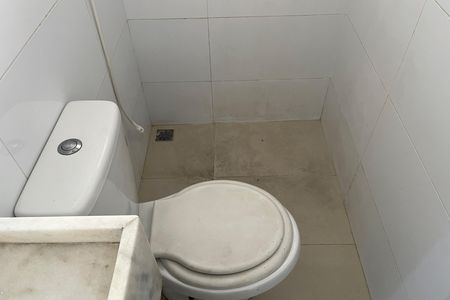 Casa para alugar com 70m², 2 quartos e sem vagaBanheiro da Suíte
