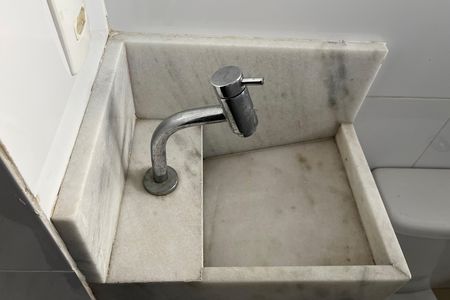Casa para alugar com 70m², 2 quartos e sem vagaBanheiro da Suíte