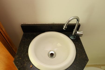 Casa de condomínio para alugar com 68m², 2 quartos e 2 vagasBanheiro 3 - Lavabo