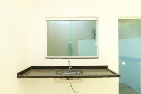 Casa de condomínio para alugar com 68m², 2 quartos e 2 vagasCozinha