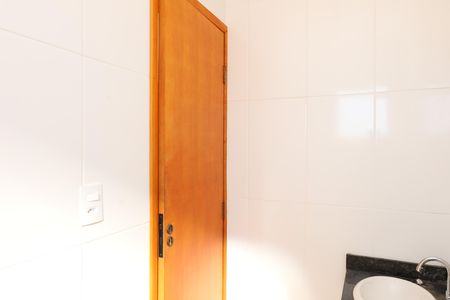 Casa de condomínio para alugar com 68m², 2 quartos e 2 vagasBanheiro 1 - Suíte 1
