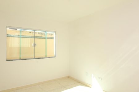 Casa de condomínio para alugar com 68m², 2 quartos e 2 vagasSala