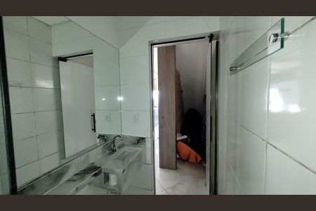 Casa para alugar com 300m², 3 quartos e 3 vagasBanheiro Social