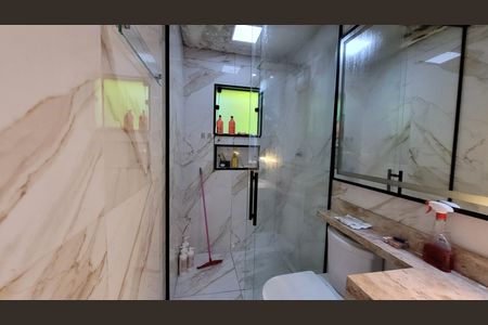 Casa para alugar com 300m², 3 quartos e 3 vagasBanheiro Suite