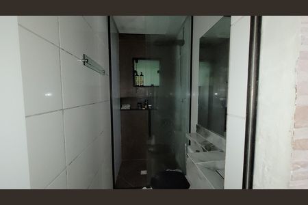 Casa para alugar com 300m², 3 quartos e 3 vagasBanheiro Social