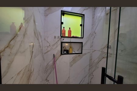 Casa para alugar com 300m², 3 quartos e 3 vagasBanheiro Suite