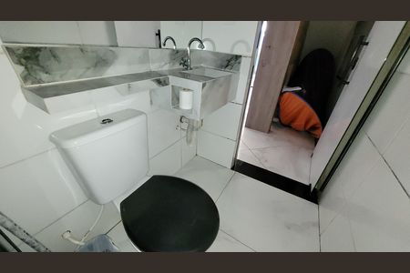 Casa para alugar com 300m², 3 quartos e 3 vagasBanheiro Social