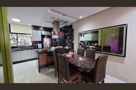 Casa para alugar com 300m², 3 quartos e 3 vagasSala Jantar