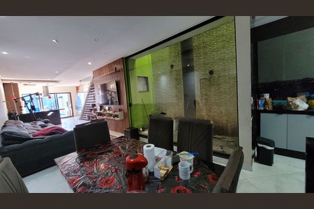 Sala Jantar de casa para alugar com 3 quartos, 300m² em Jardim Sao Paulo, Itaquaquecetuba