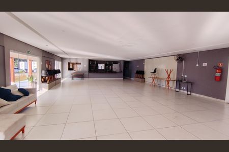 Apartamento para alugar com 47m², 2 quartos e 1 vaga Apartamento para alugar com 47m², 2 quartos e 1 vagaÁrea comum - Salão de festas