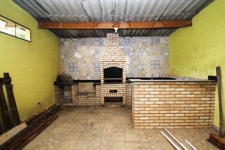 Casa para alugar com 75m², 2 quartos e sem vaga Casa para alugar com 75m², 2 quartos e sem vagaÁrea comum - Churrasqueira
