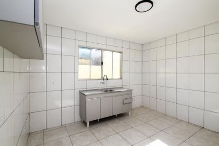 Cozinha de casa para alugar com 2 quartos, 75m² em Jardim Lina, Cotia