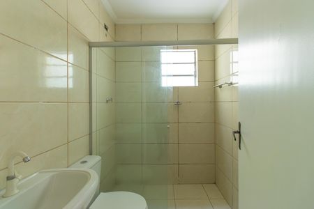 Banheiro de casa para alugar com 2 quartos, 75m² em Jardim Lina, Cotia