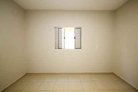 Casa para alugar com 55m², 2 quartos e sem vaga Casa para alugar com 55m², 2 quartos e sem vagaQuarto 1