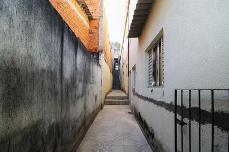 Casa para alugar com 55m², 2 quartos e sem vaga Casa para alugar com 55m², 2 quartos e sem vagaCorredor Externo