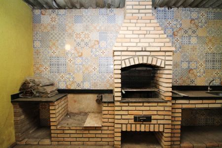 Casa para alugar com 55m², 2 quartos e sem vaga Casa para alugar com 55m², 2 quartos e sem vagaÁrea comum - Churrasqueira