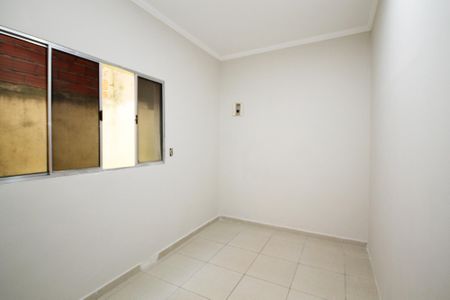 Casa para alugar com 55m², 2 quartos e sem vaga Casa para alugar com 55m², 2 quartos e sem vagaQuarto 2