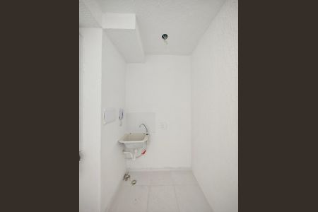 Apartamento à venda com 33m², 2 quartos e sem vaga Apartamento à venda com 33m², 2 quartos e sem vagaÁrea de serviço