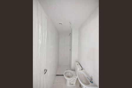 Apartamento à venda com 33m², 2 quartos e sem vaga Apartamento à venda com 33m², 2 quartos e sem vagaBanheiro