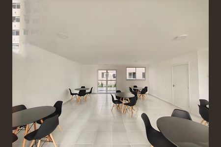 Apartamento à venda com 33m², 2 quartos e sem vaga Apartamento à venda com 33m², 2 quartos e sem vagaÁrea Comum