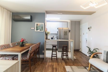 Sala  de apartamento à venda com 2 quartos, 67m² em Vila Gomes Cardim, São Paulo