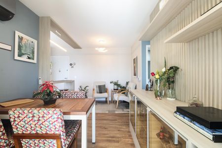 Sala  de apartamento à venda com 2 quartos, 67m² em Vila Gomes Cardim, São Paulo