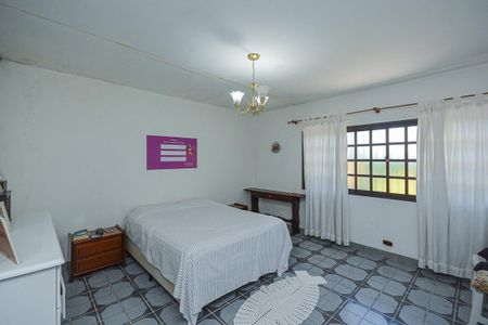 Casa à venda com 300m², 4 quartos e 3 vagas Casa à venda com 300m², 4 quartos e 3 vagasQuarto 1