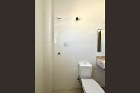 Banheiro de casa à venda com 4 quartos, 190m² em Jardim Leonor, Campinas