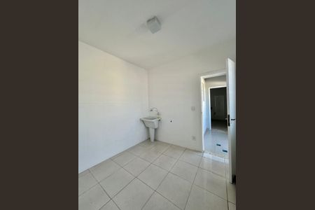 Casa à venda com 190m², 4 quartos e 2 vagas Casa à venda com 190m², 4 quartos e 2 vagasÁrea de Serviço
