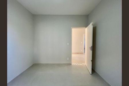 Casa à venda com 190m², 4 quartos e 2 vagas Casa à venda com 190m², 4 quartos e 2 vagasQuarto 1