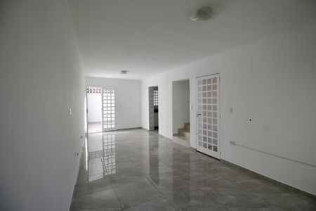 Casa para alugar com 2 quartos, 117m² em Bacacheri, Curitiba