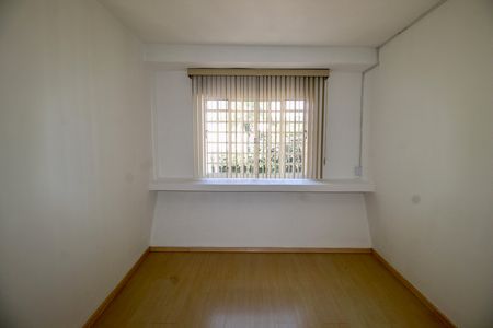 Casa para alugar com 117m², 3 quartos e 3 vagas Casa para alugar com 117m², 3 quartos e 3 vagasQuarto 2