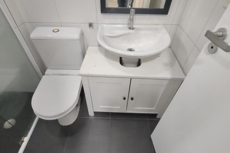 Apartamento para alugar com 60m², 2 quartos e 1 vaga Apartamento para alugar com 60m², 2 quartos e 1 vagaBanheiro