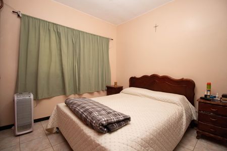 Casa à venda com 195m², 5 quartos e 2 vagasSuíte Master