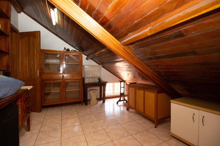 Casa à venda com 195m², 5 quartos e 2 vagasQuarto 2